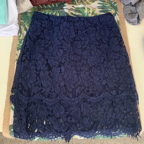 Lulus lace two piece set - Picture 5 of 6